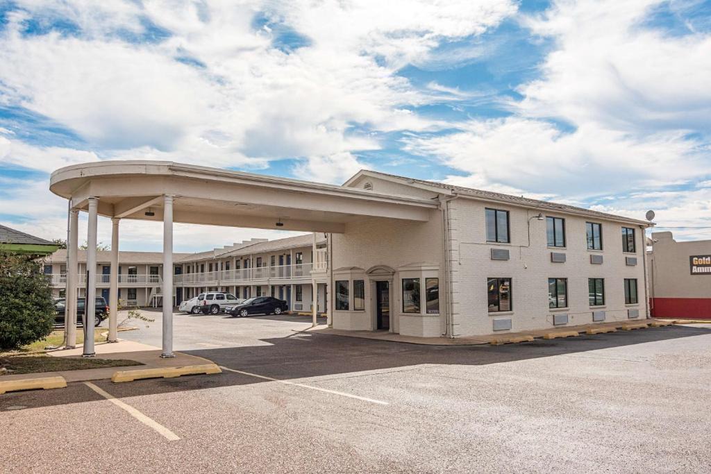 Texarkana Hotel | Motel 6-Texarkana, AR