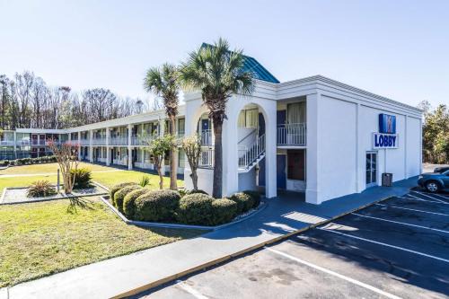 Townsend Hotel | Motel 6-Townsend, GA