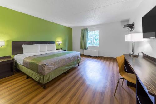 Warminster Hotel | Motel 6-Warminster, PA