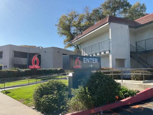 West Sacramento Hotel | Motel 6-West Sacramento, CA