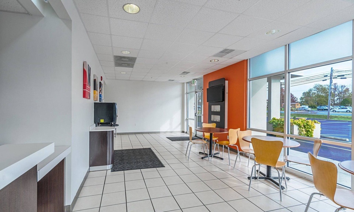 Winchester Hotel | Motel 6 Winchester, VA