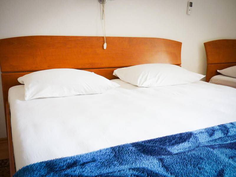Cove Tri Zala (Zrnovo) House | Motel ∙ 8 guests
