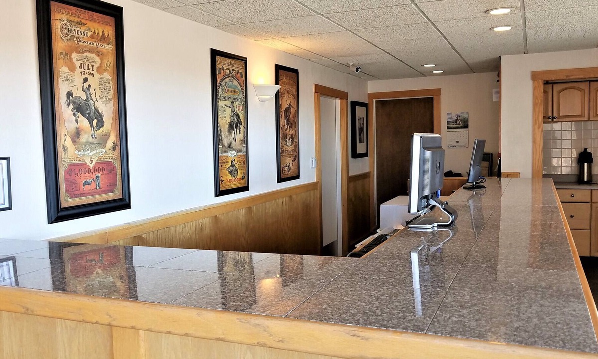 Laramie Hotel | Motel 8 Laramie