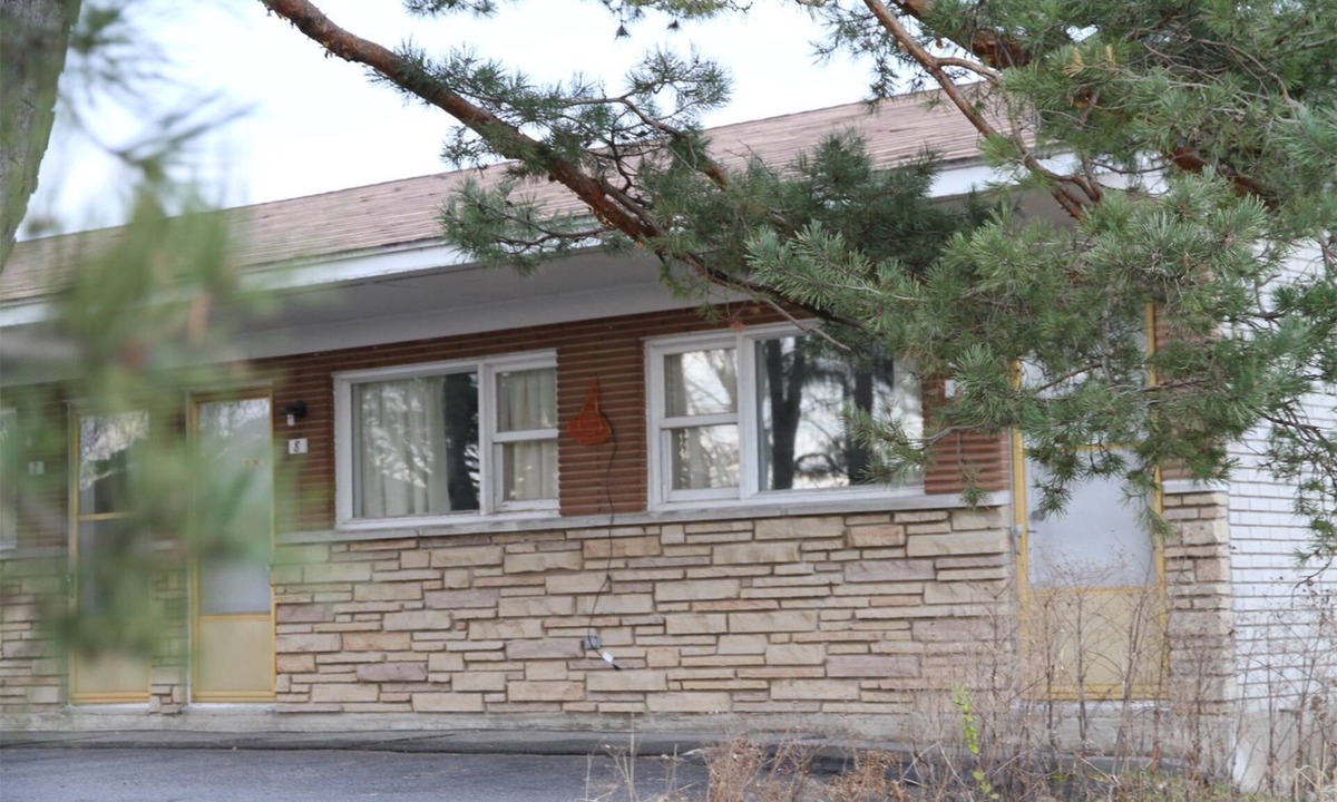 Saint-Timothee Hotel | Motel au Bord du Lac