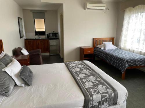 Morwell Hotel | Motel