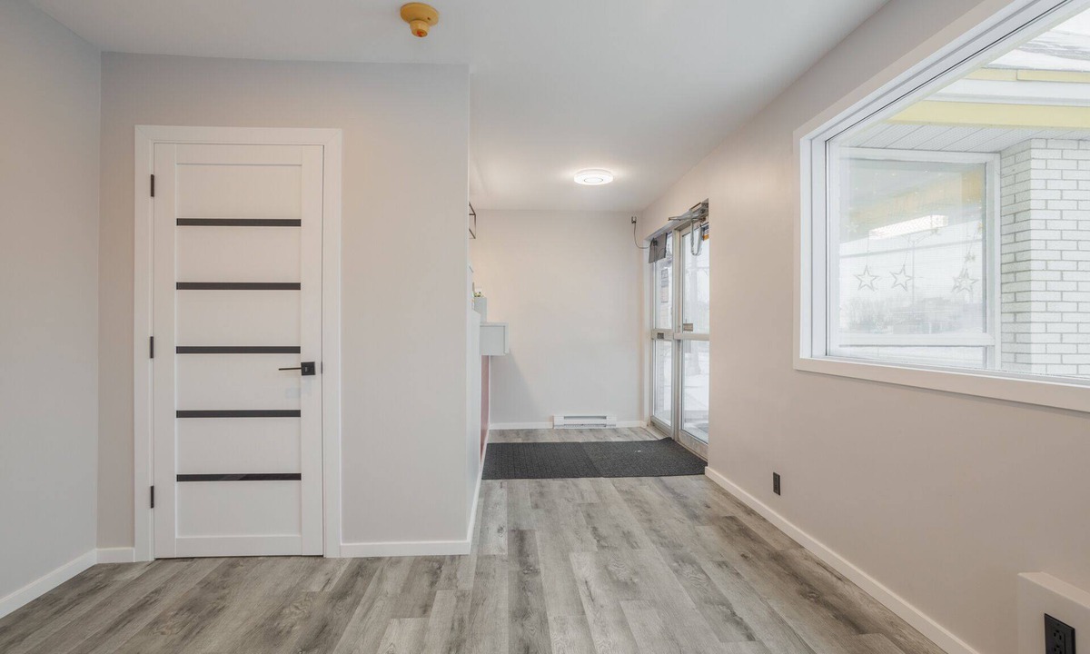 Brossard Hotel | Motel Champlain