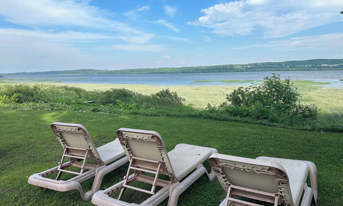 Ste Anne de Beaupre Hotel | Motel Deblois