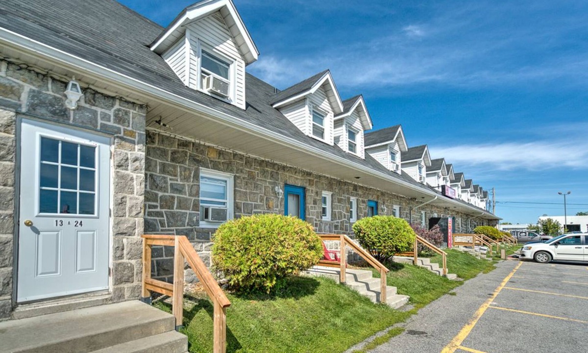 Salaberry De Valleyfield Hotel | Motel Grande ile
