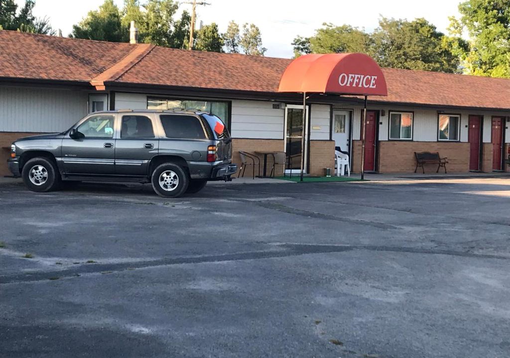 Chadron Hotel | Motel Grand