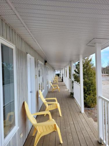 Grandes-Bergeronnes Hotel | Motel La Croisière