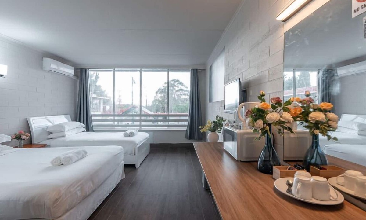 Mont Albert Hotel | Motel Maroondah