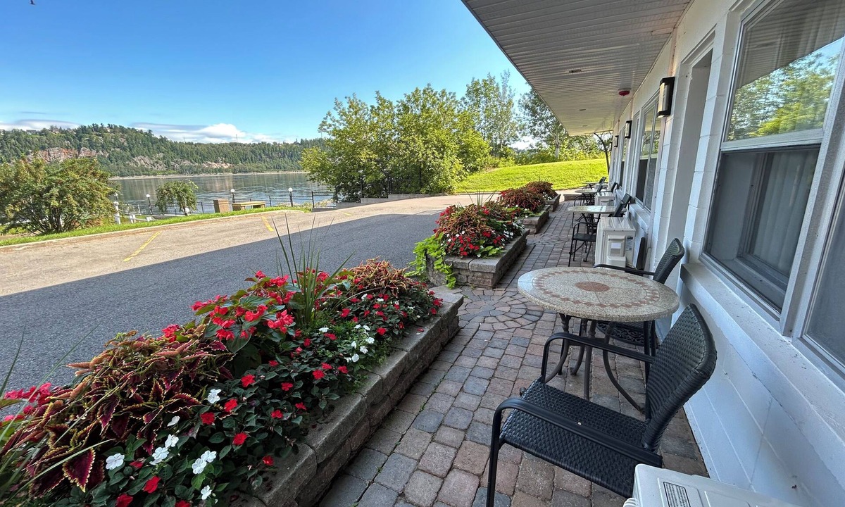 Chicoutimi Hotel | Motel Panoramique