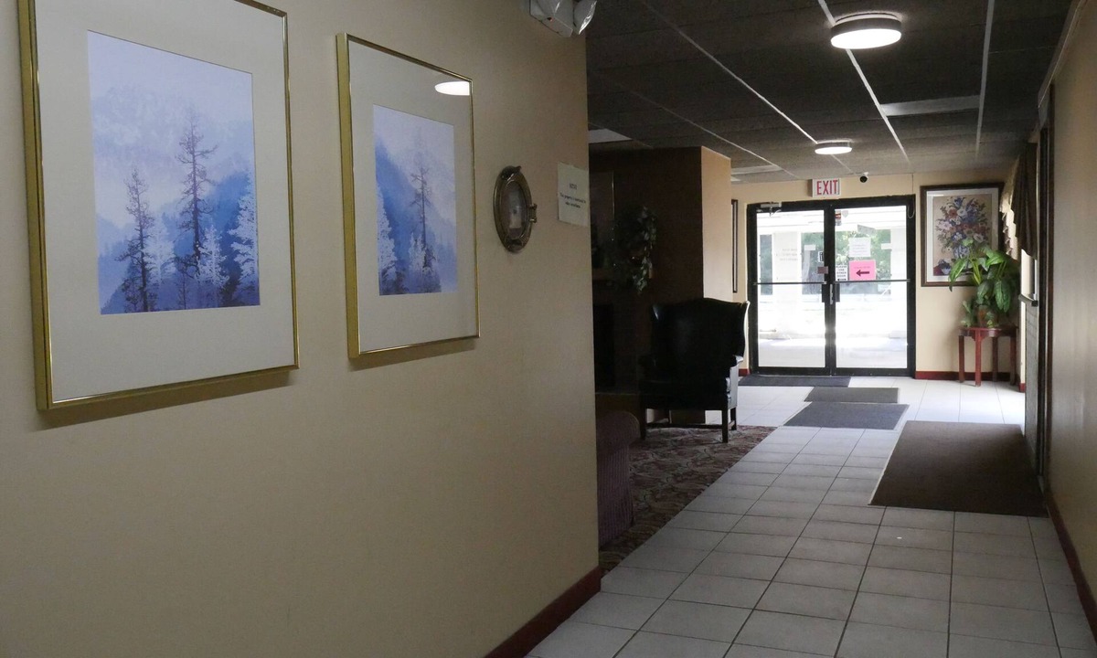 Winthrop Harbor Hotel | Motel Sun Inn
