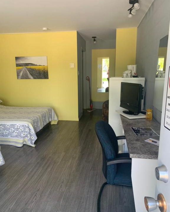 Acton Vale Hotel | Motel Valois YL inc