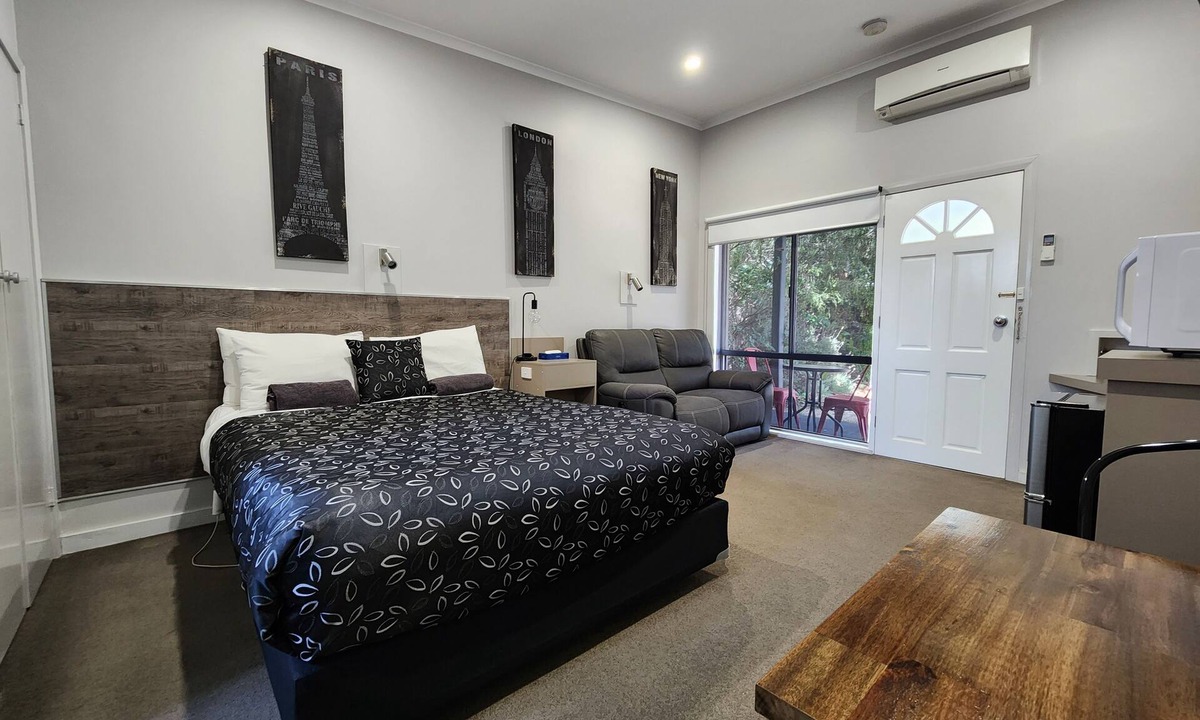 Sale Hotel | Motel24seven