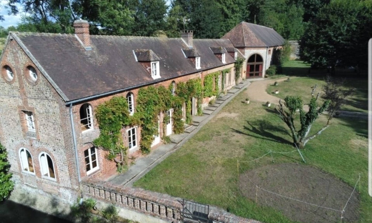 Saint-Martin-d'Ecublei House | Moulin du 18 ème 30 people 125 km from Paris