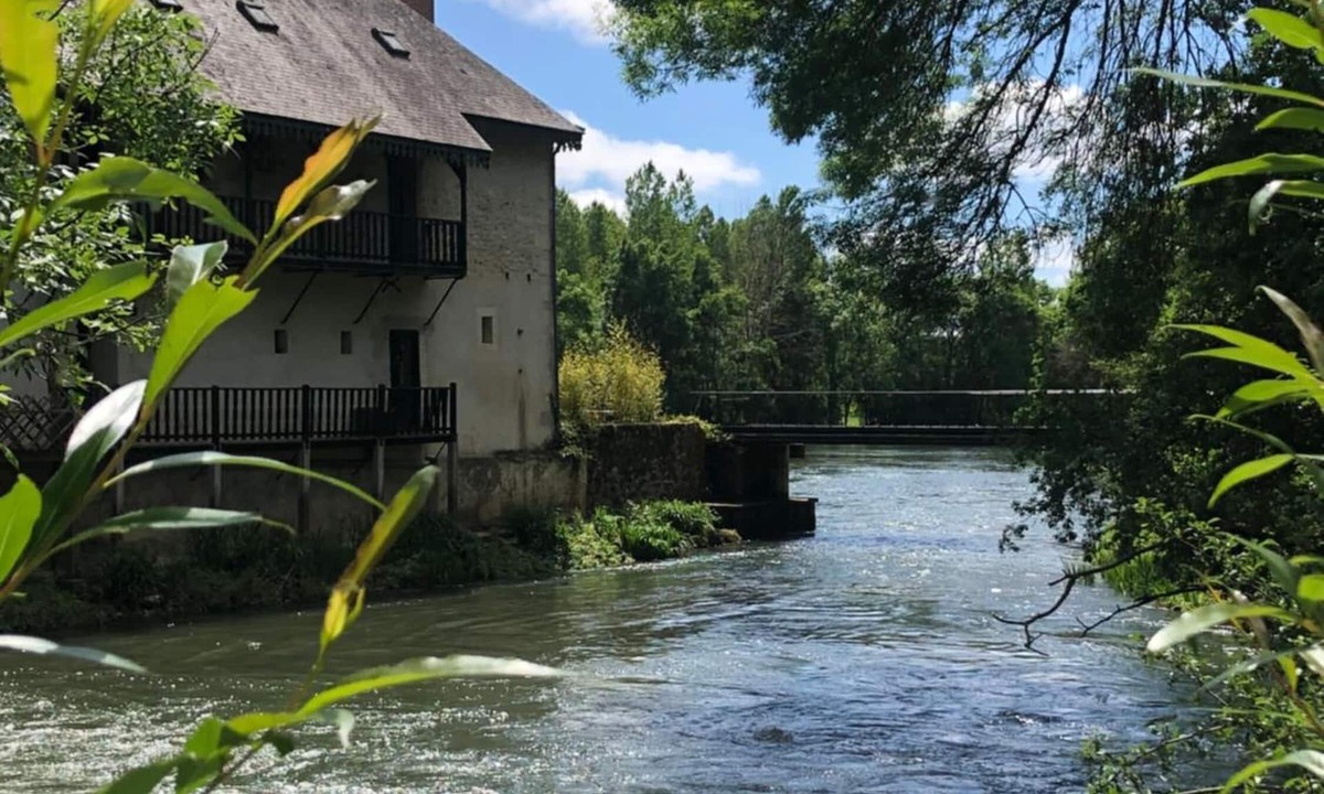 Sache House | Moulin de la Chevriere