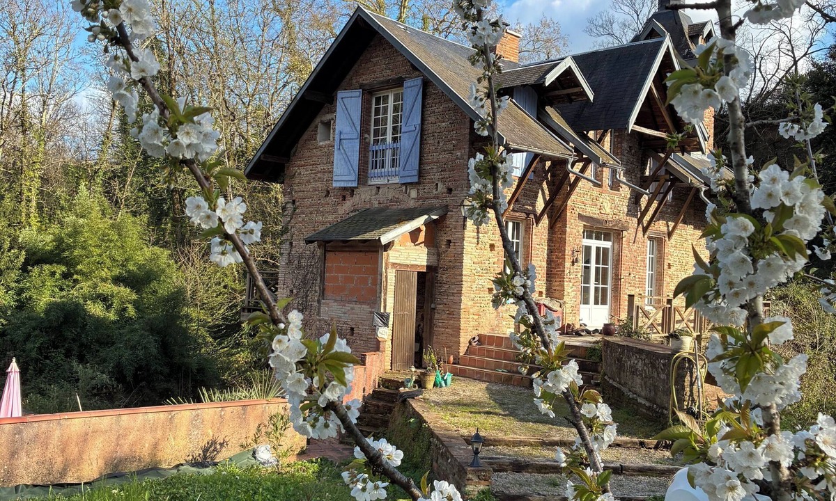 Lisle-sur-Tarn House | Mouline in a green setting and private swimming pool not overlooked