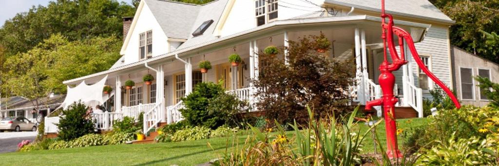 Lincolnville Hotel | Mount Battie Inn