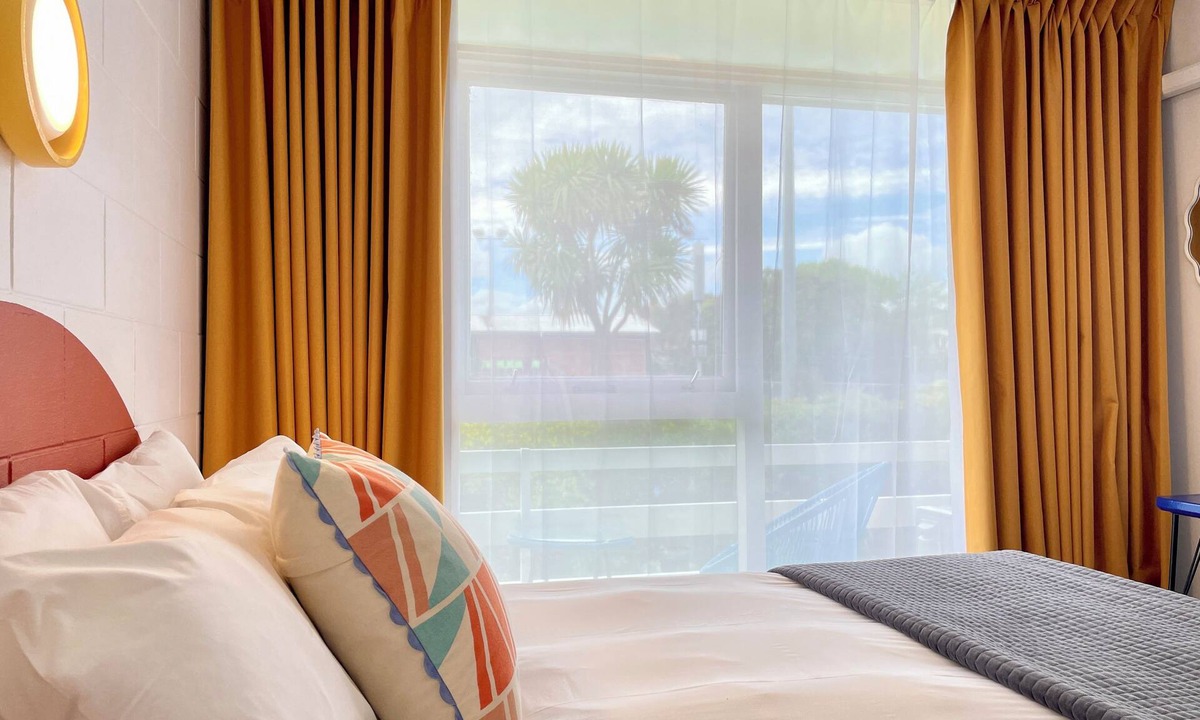 Mount Eden Hotel | Mount Eden Motel