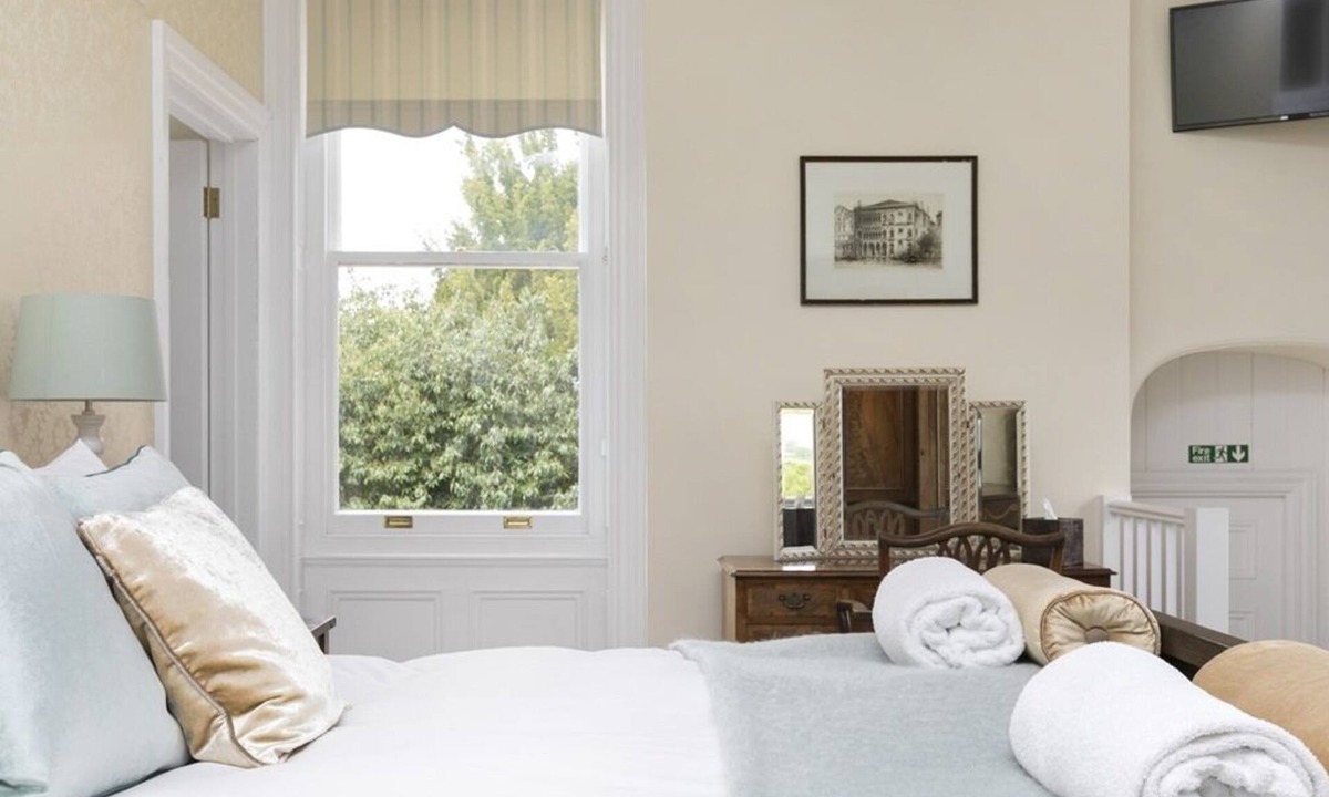 Faversham House | Mount Ephraim