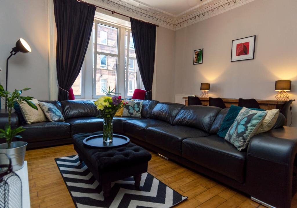 Glasgow Apartment | Mount Florida Pad
