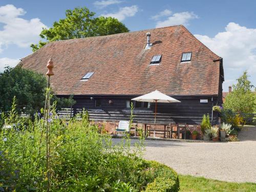 Burwash House | Mount House Barn