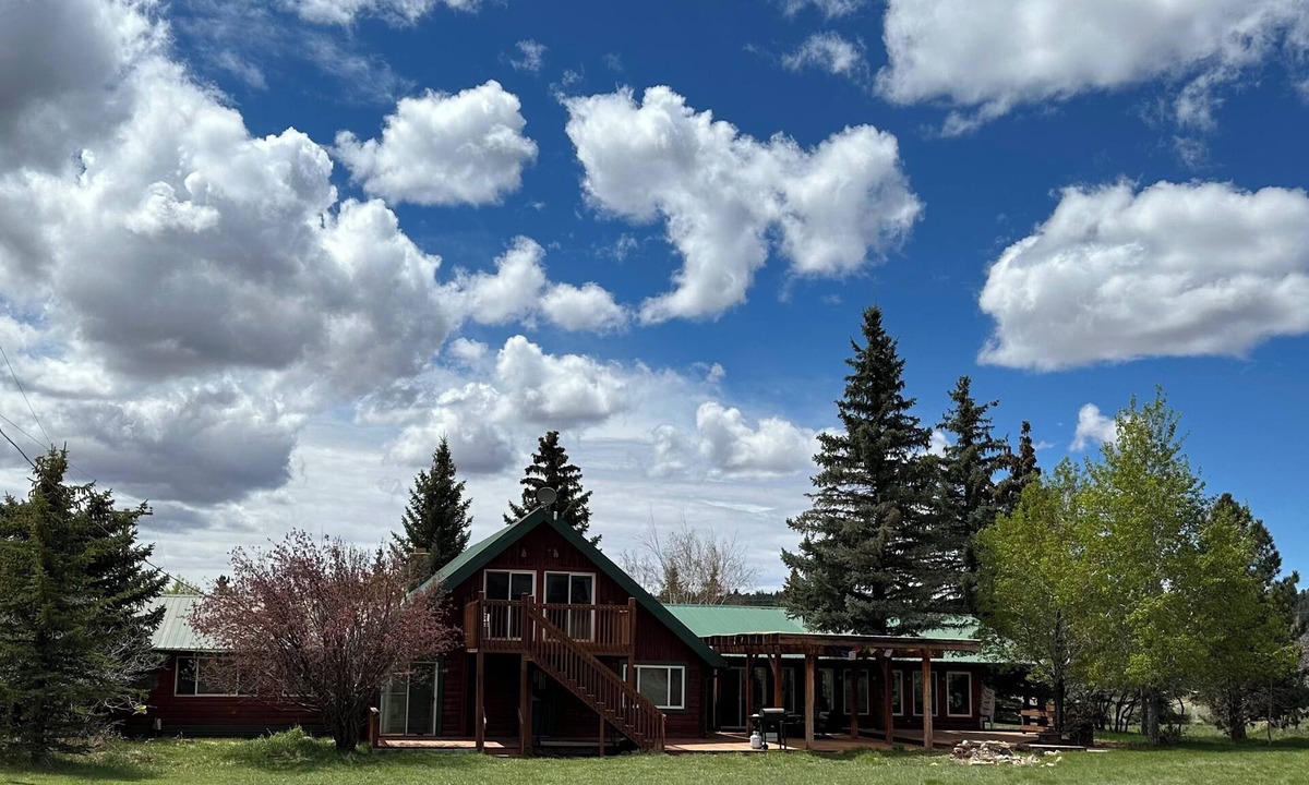 La Sal Cabin | Mount Peale Country Inn near Moab