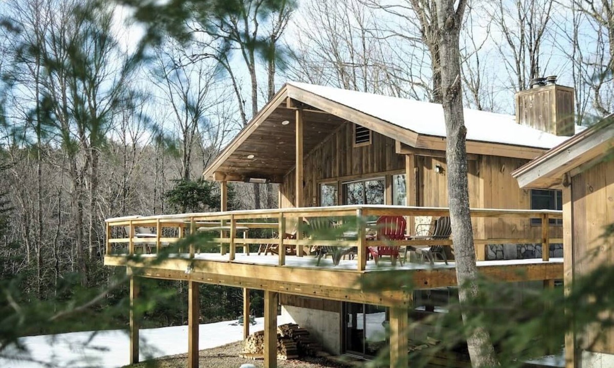 West Dover House | Mount Snow Ski Shanty