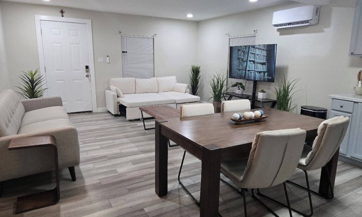 Bonanza Apartment | Mount Trilogy Suite III