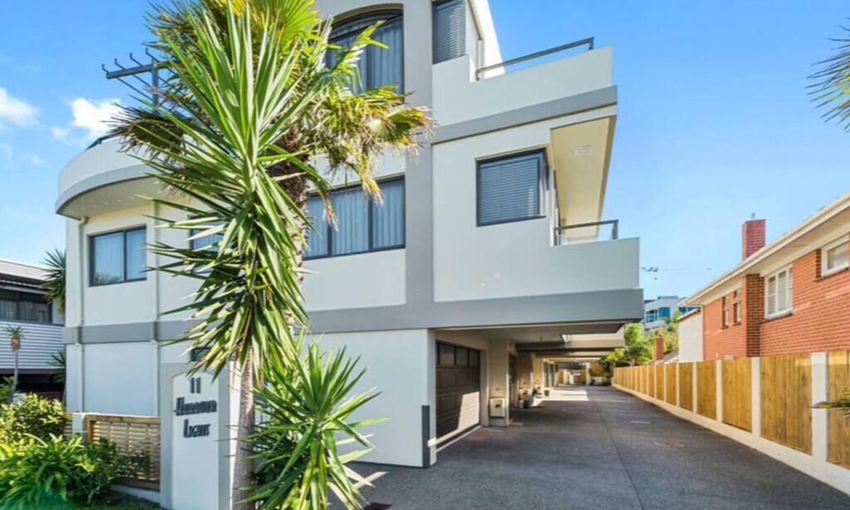 Mount Maunganui House | Mount Views from Pacific Ave