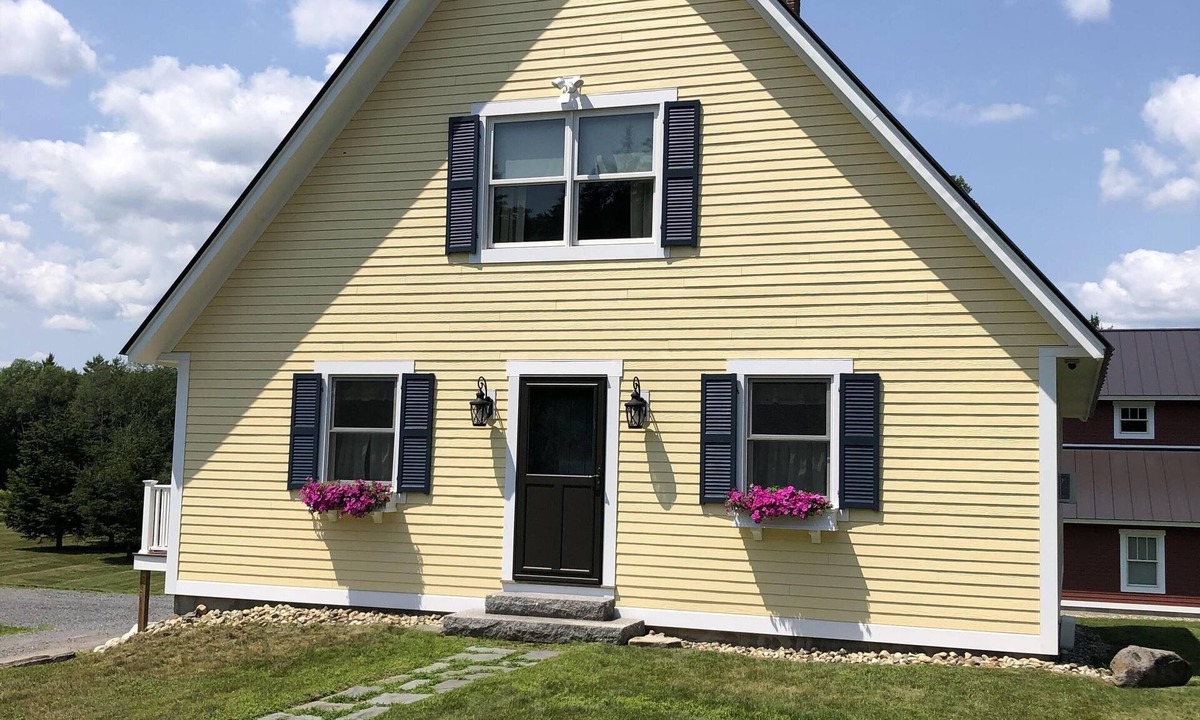 East Burke House | MOUNTAIN BIKE/SKI/SNOWMOBILE