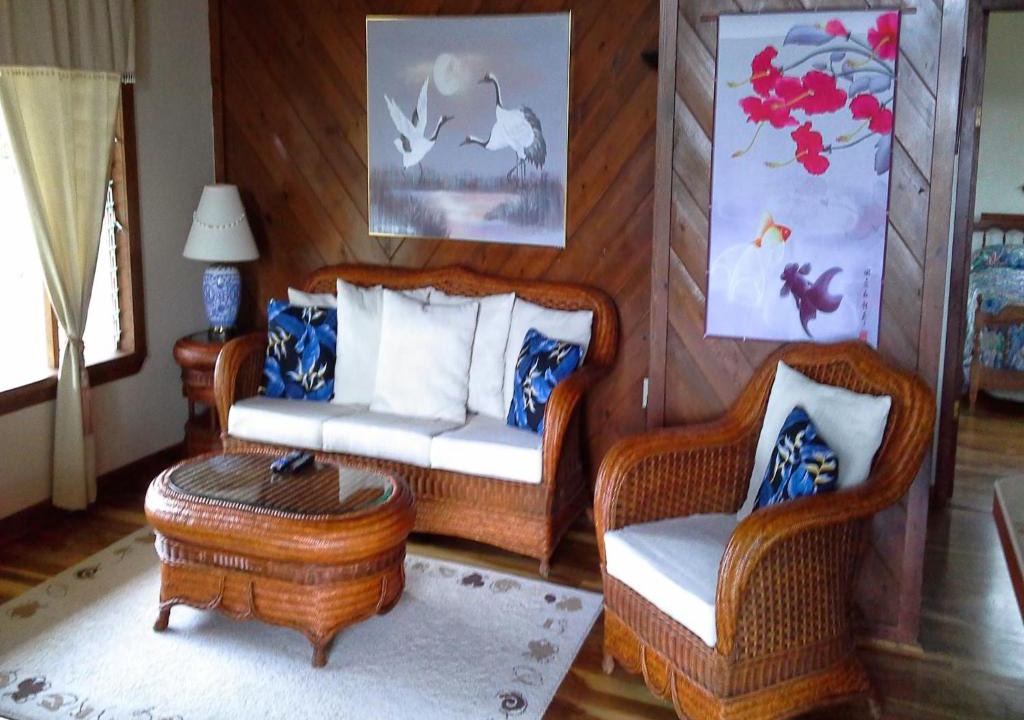 Eden Roc House | Mountain Breeze