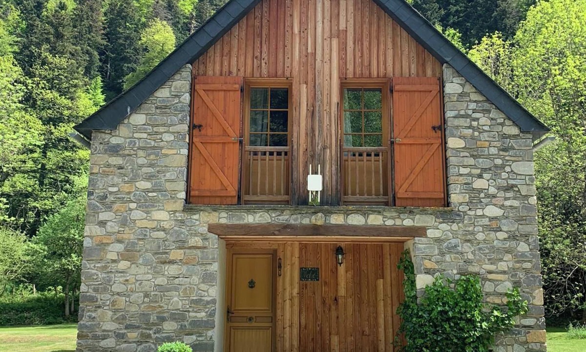 Aragnouet Ski Chalet | Mountain chalet with central fireplace 10 min from Saint-Lary and 30 from Piau