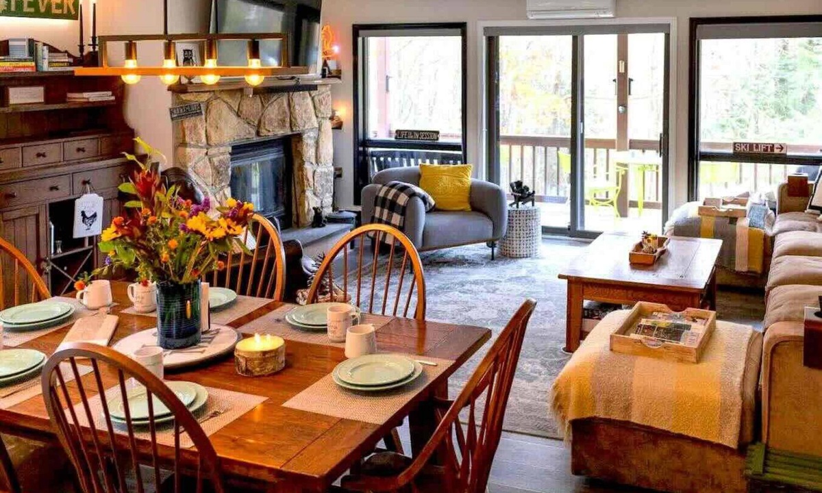 East Jewett Apartment | Mountain Condo w Modern CabinStyle @Hunter&Windham