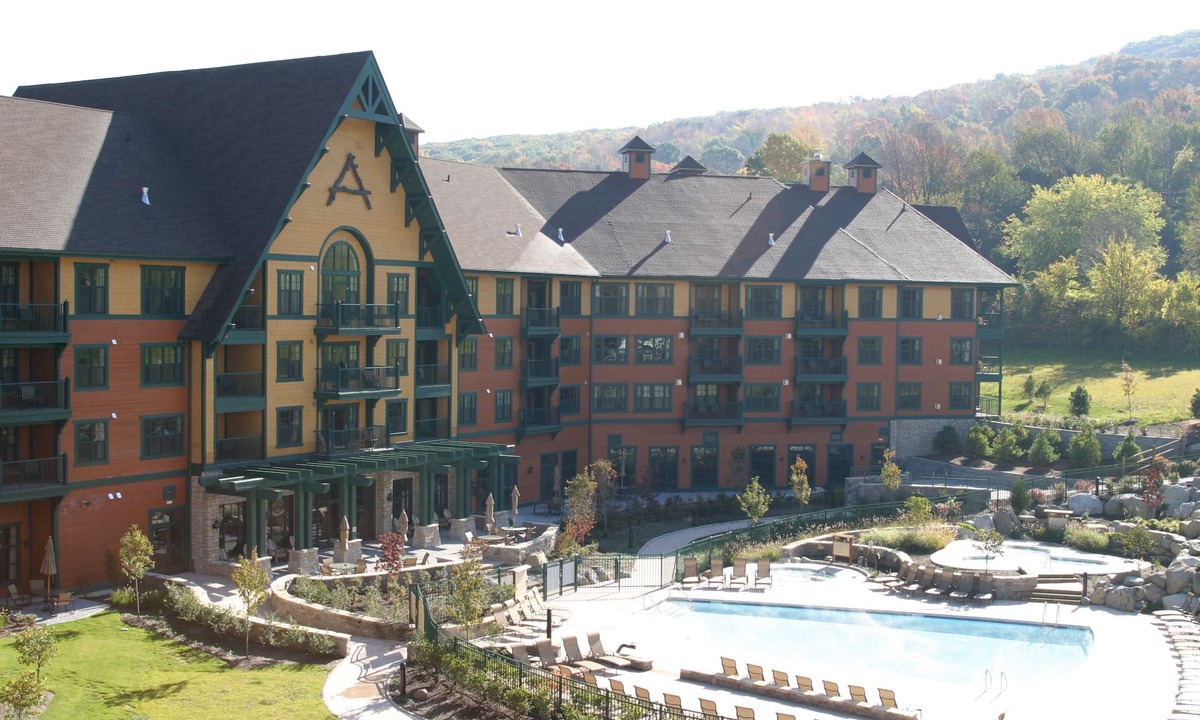 Vernon Hotel | Mountain Creek