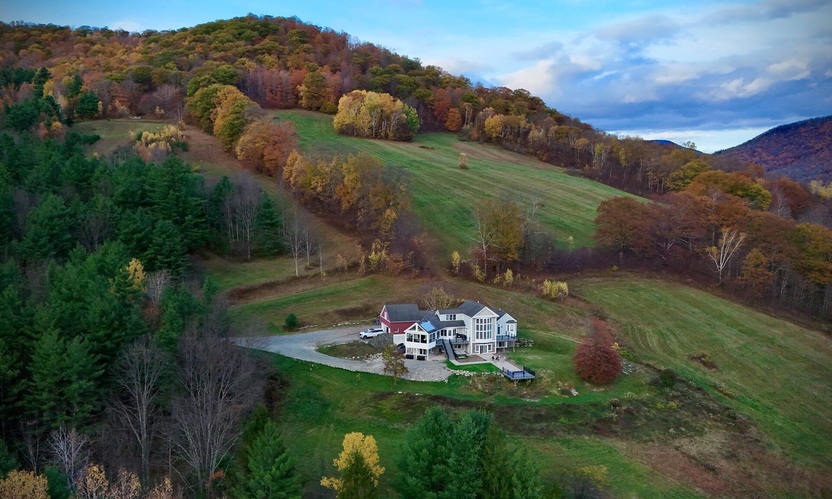 Sandgate House | Mountain Dream Escape
