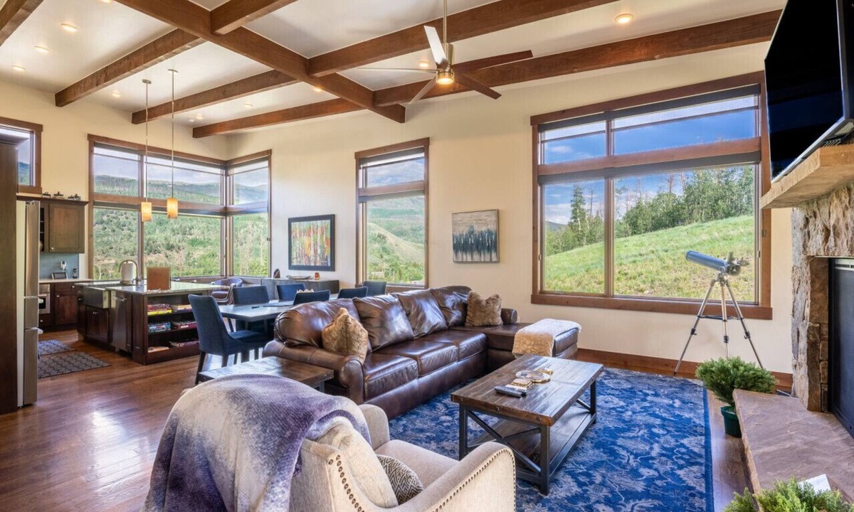 Silverthorne House | Mountain Escape | Resort Amenities | Summit Sky Ranch