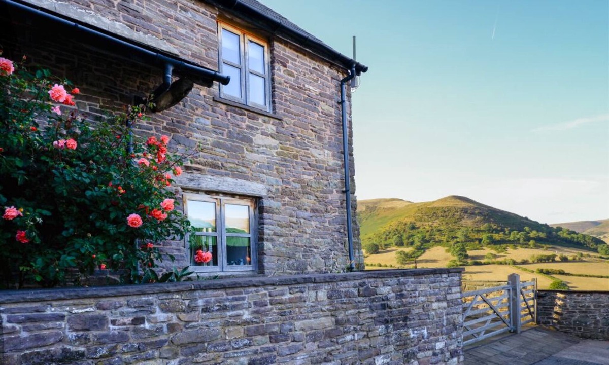 Crickhowell Cottage | Mountain Farm Cottage