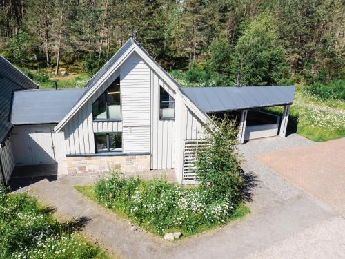 Alvie Apartment | Mountain Hare Apartment