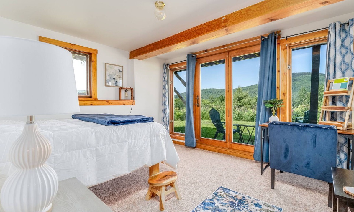 Eastern Vermont House | Mountain Haven - 20 minutes from Stowe - NO Cleaning Fee