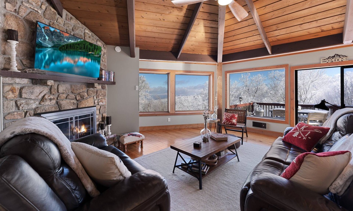 Beech Mountain Cabin | Mountain Home Next to Ski Slopes