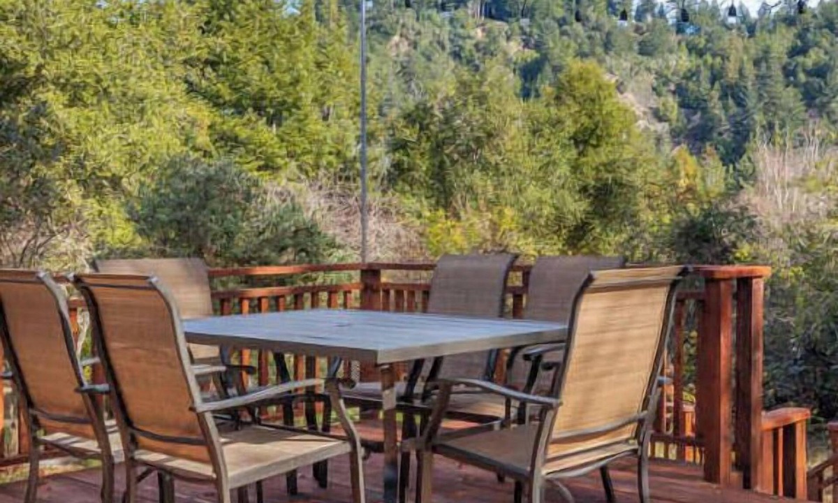 Felton House | Mountain Home with Peaceful Vibes