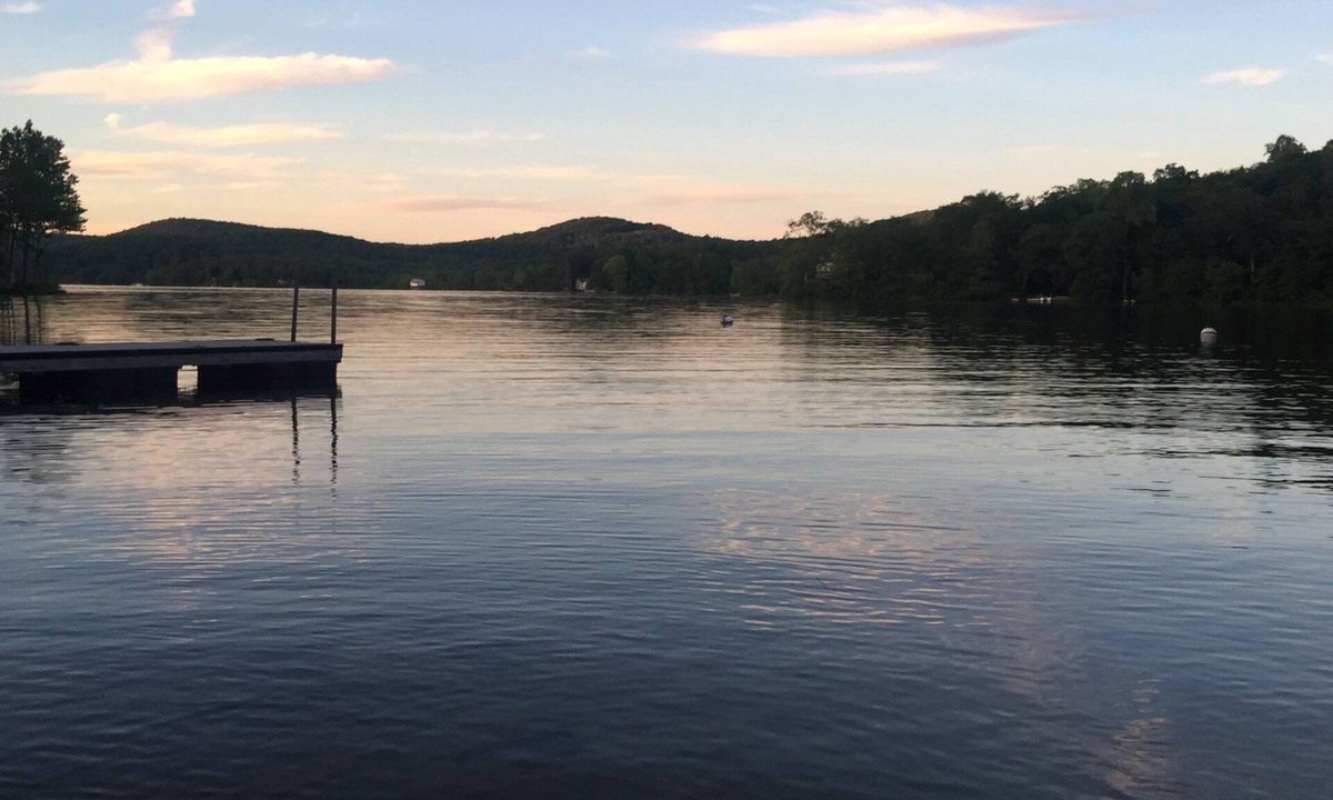 Putnam Valley House | Mountain lake lodge.