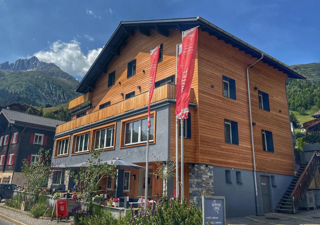 Tujetsch Hotel | Mountain Lodge Sedrun
