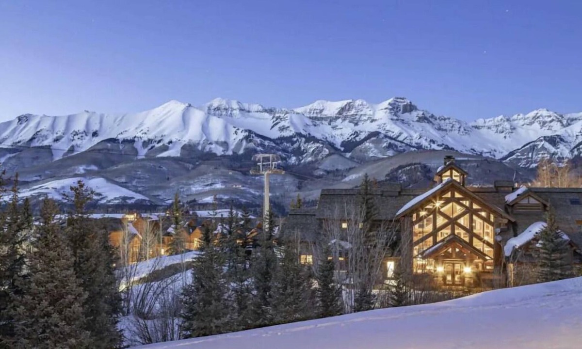 Mountain Village Condo | Mountain Lodge Retreat: Ski IN/OUT