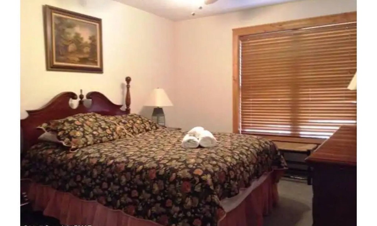 Tannersville Cabin | Mountain Majesty Lodge