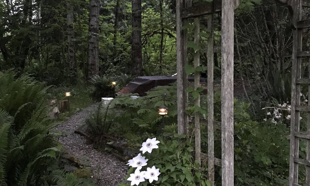 Ashford Bed & Breakfast | Mountain Meadows Inn