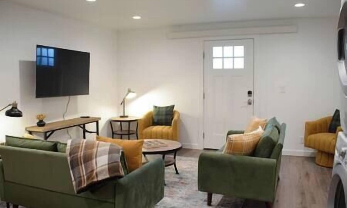 Alpine Northwest Apartment | Mountain Modern Apartment