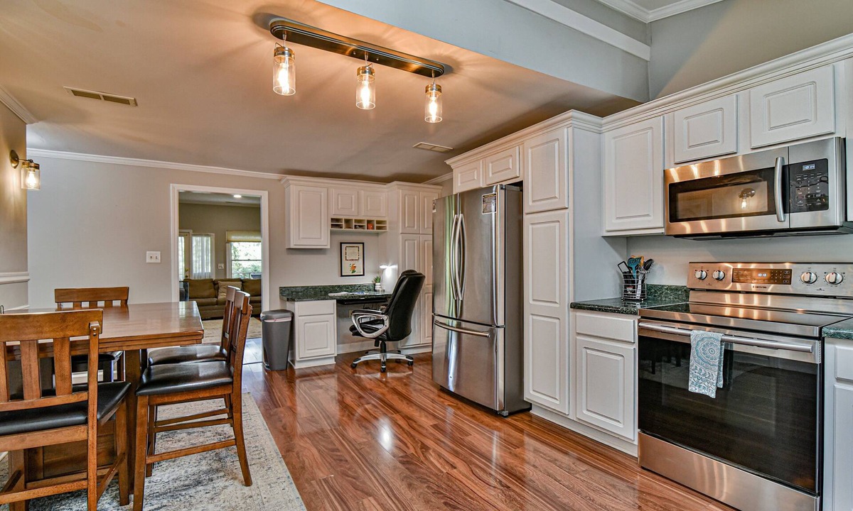 Skyland House | Mountain Retreat Hot Tub Asheville